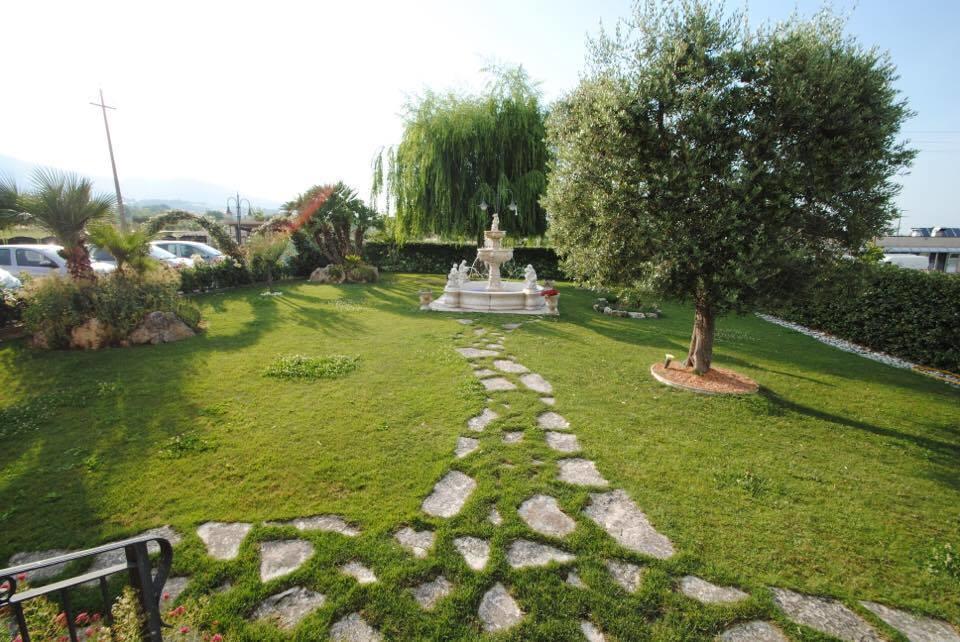 Il Salice Hotel Civitella Del Tronto Exterior foto
