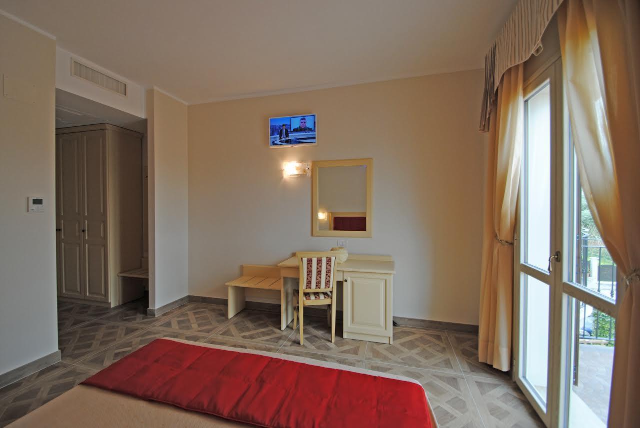 Il Salice Hotel Civitella Del Tronto Exterior foto